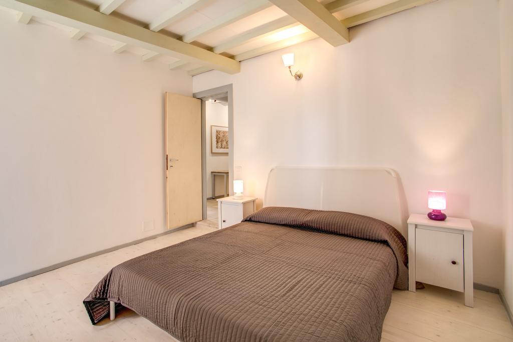 Three Bedroom Apartment Campo dei Fiori Rome Buitenkant foto