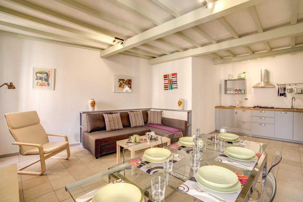 Three Bedroom Apartment Campo dei Fiori Rome Buitenkant foto