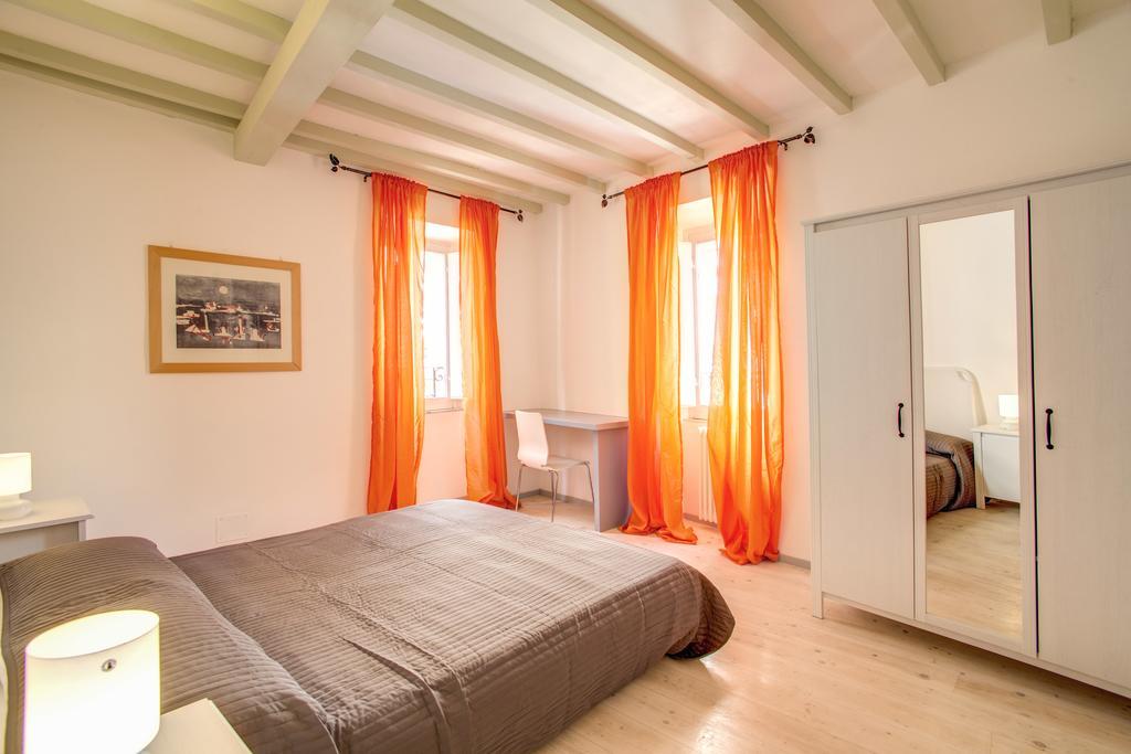 Three Bedroom Apartment Campo dei Fiori Rome Kamer foto